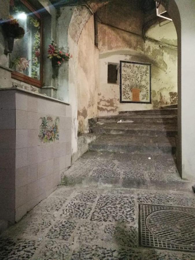 Vietri Casa Vacanze Flora מראה חיצוני תמונה